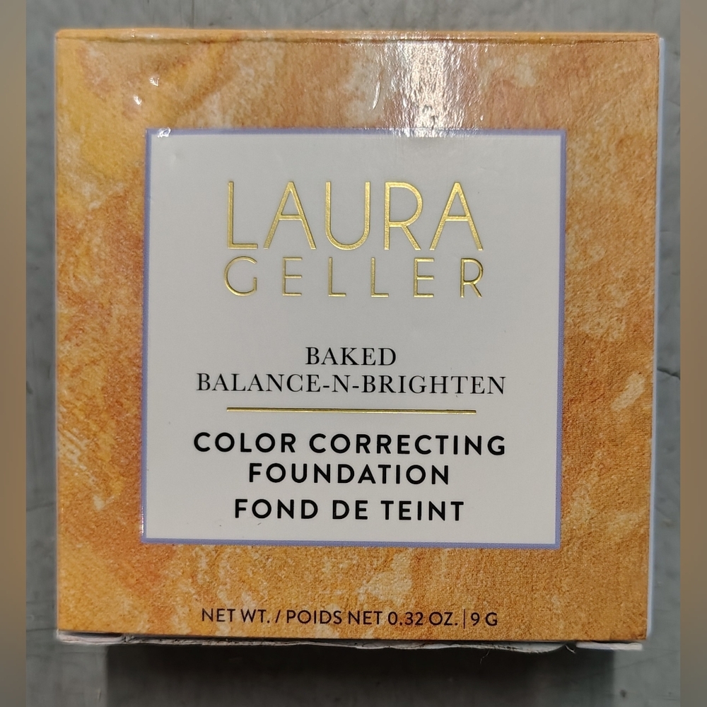 Laura Geller Baked Balance N Brighten Foundation Light Foundation .32 oz/ 9g